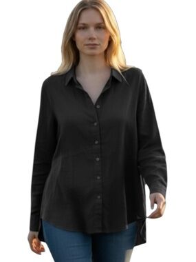 BlueVelvet Gray Women's Button-Front Collared Shirt M